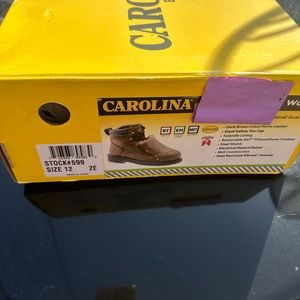 Im selling BEAND NEW Carolina STEEL TOE WITH TOE CAP boots! W/ box.  $100.00